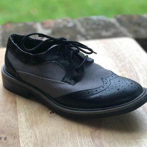 KENNETH COLE REACTION black/gray oxfords sz. 4